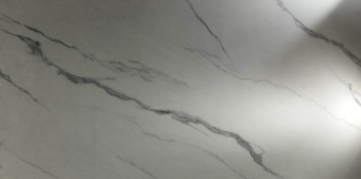 China K168020-4 C\Whit Gloss Porcelain Tile - 80x160 - 2.56/2